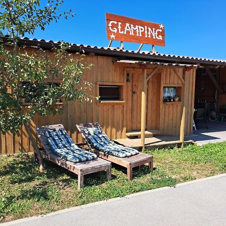 Отель Glamping House Ranc Luze Экстерьер фото